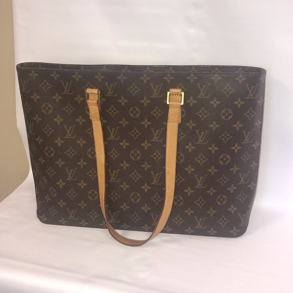 SOLD on another site!! Authentic LV Luco Tote Bag